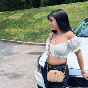 Meet your Posher, Jade